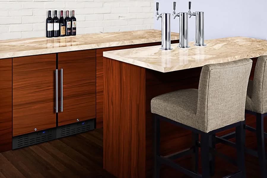Summit 18 8 lb. Drain-Free Icemaker, ADA Compliant (Panel Not Included) - BIM18IFADA - image 4