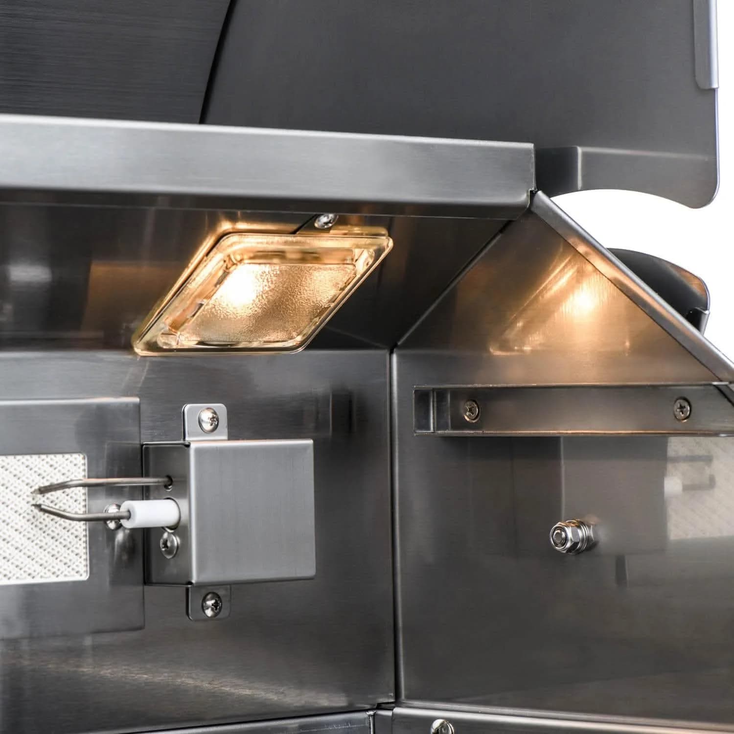 Blaze Premium LTE - 40-Inch 5-Burner Built-In Grill - Natural Gas With Grill Lights - BLZ-5LTE2-NG - image 12