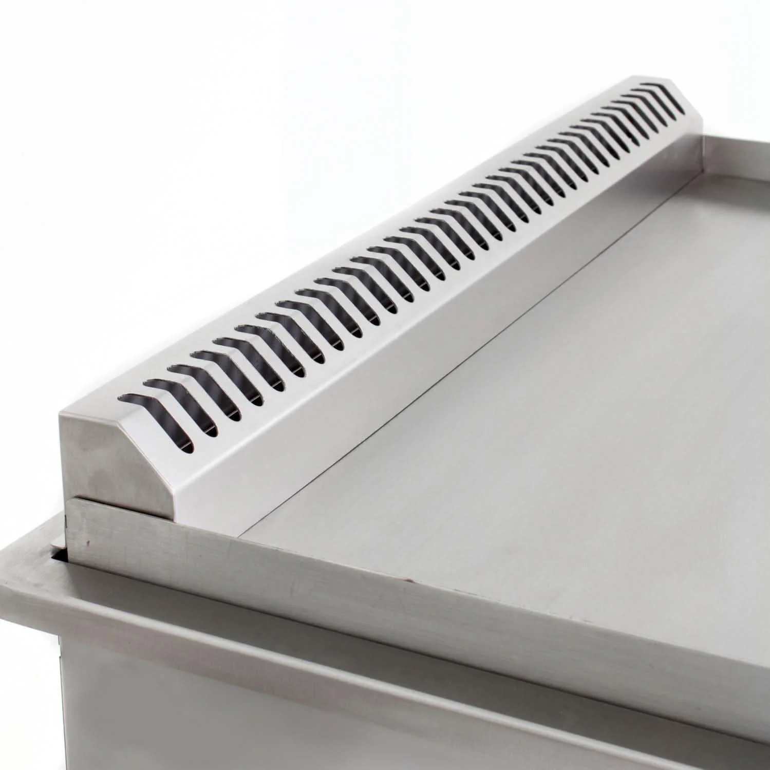 Blaze LTE+ 30-Inch Built-in Natural Gas Griddle w/ Lift-Assist Hood - BLZ-GRIDDLE-LTE3-NG - image 4