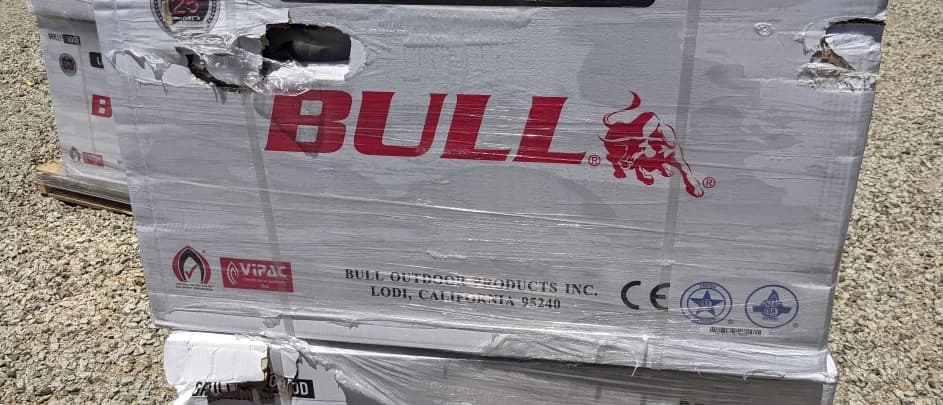 Bull Outlaw 30-Inch 4-Burner Built-In Natural Gas Grills Open Box- 26039-OB - image 2