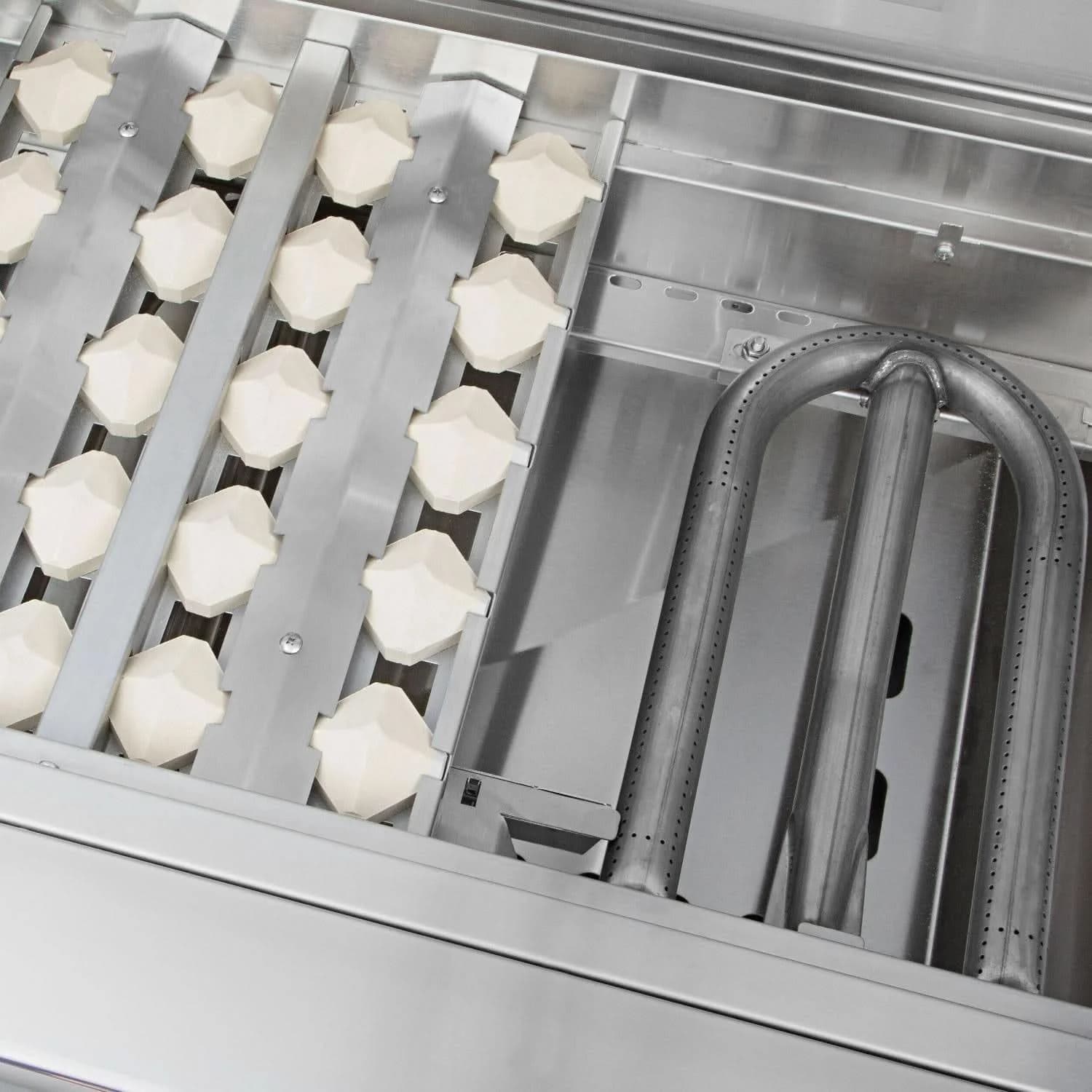 Delta Heat - 32-Inch 3-Burner Built-In Grill Natural Gas - DHBQ32G-DN - image 3