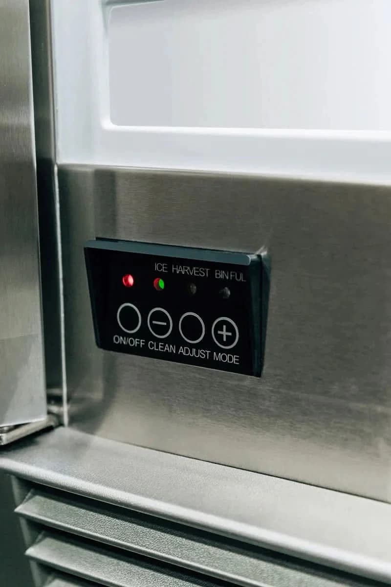 Summerset 15" Ul Outdoor Rated Ice Maker W/Stainless Door - 50 Lb. Capacity - IM-15 - image 5