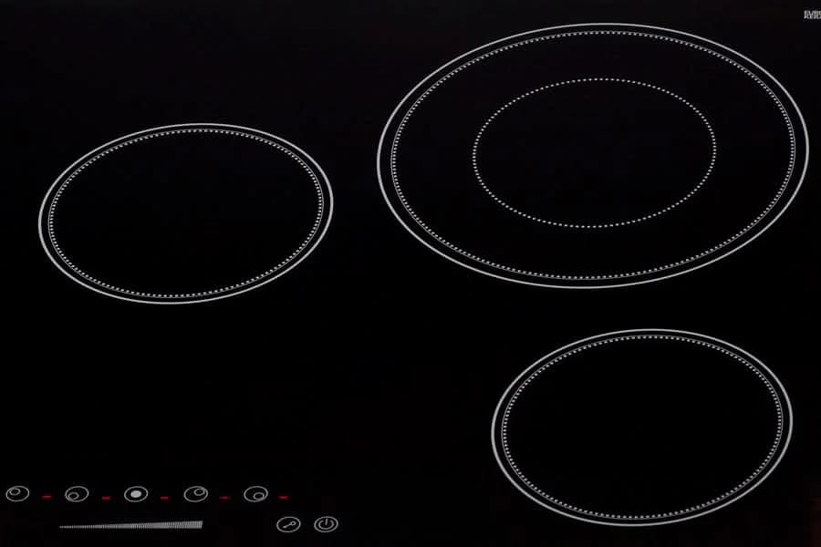Summit - 36 Wide 208-240V 5-Burner Radiant Cooktop - CR5B36T9B - image 6