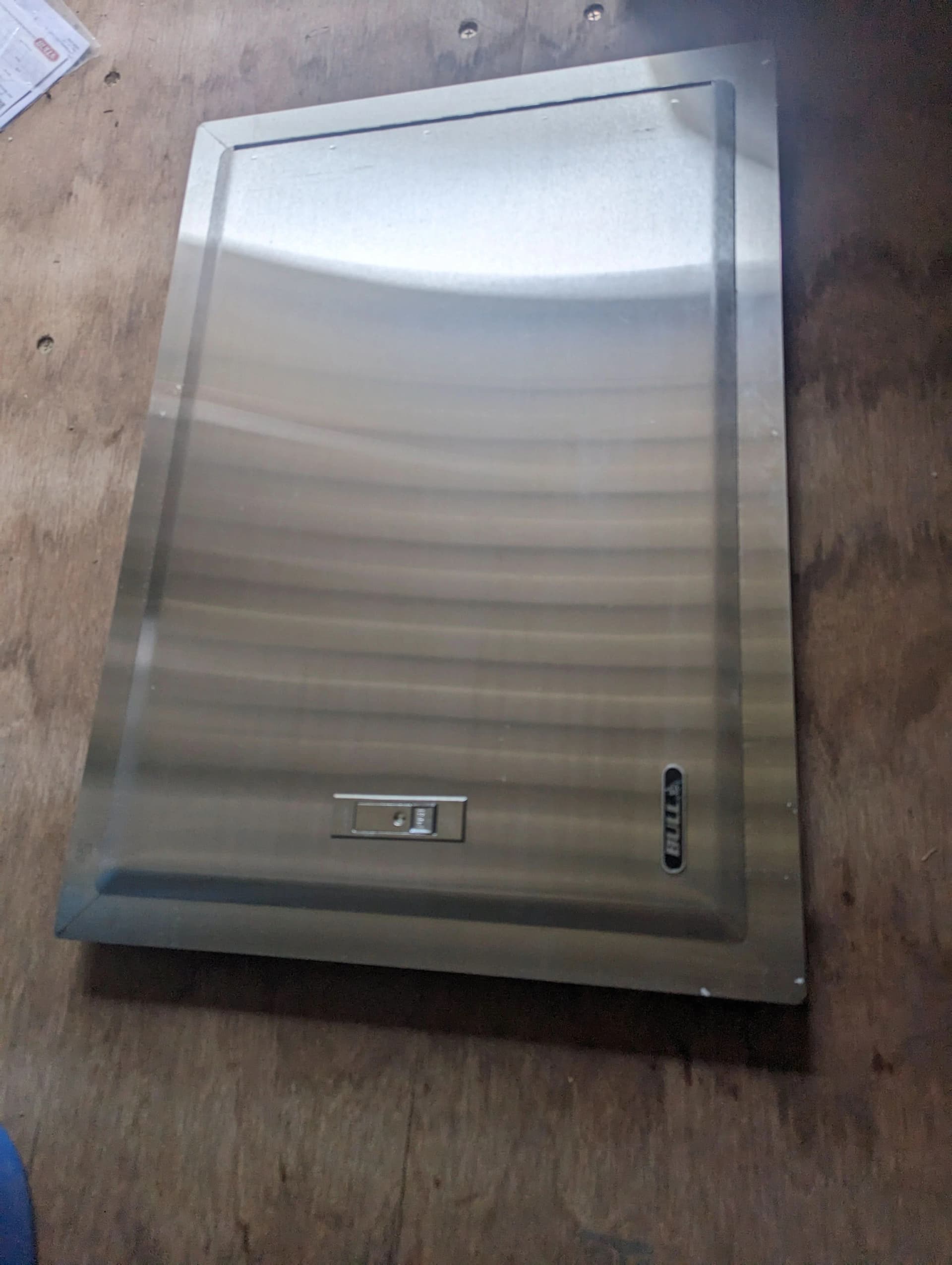 Bull 26" Single Access Door w/ Lock and Key Open Box- 89970-OB - image 6