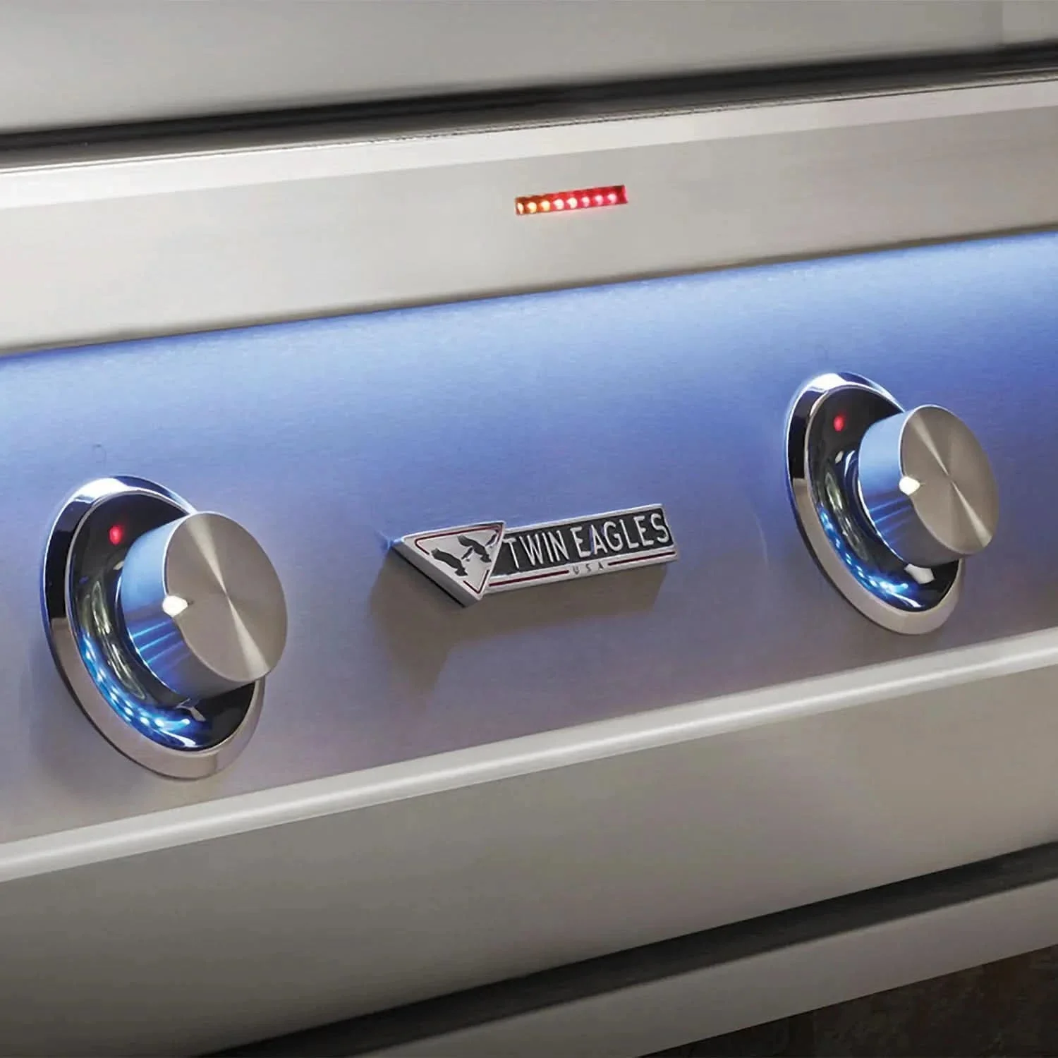Twin Eagles Eagle One - 42-Inch 3-Burner Freestanding Grill - Liquid Propane Gas - TE1BQ42RS-L + TEGB42SD-B - image 7